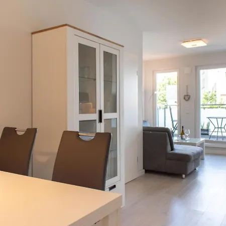 Sunshine Beachhouse 111 *